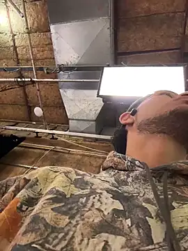 Snapshot of StrokingDaddy4 chatting on November 17, 2025, 11:14 am StrokingDaddy4 online show from November 17, 2025, 11:14 am