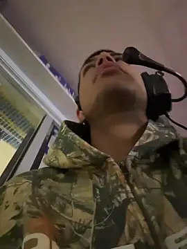 Snapshot of StrokingDaddy4 chatting on November 25, 2025, 11:10 am StrokingDaddy4 online show from November 25, 2025, 11:10 am