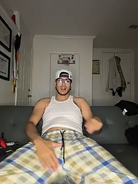 Snapshot of StrokingDaddy4 chatting on December 14, 2025, 2:00 pm StrokingDaddy4 online show from December 14, 2025, 2:00 pm