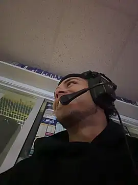 Snapshot of StrokingDaddy4 chatting on November 28, 2025, 11:21 am StrokingDaddy4 online show from November 28, 2025, 11:21 am