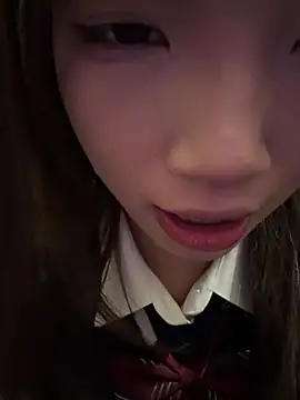 Snapshot of Yiyi-707 chatting on December 4, 2025, 2:05 pm Yiyi-707 online show from December 4, 2025, 2:05 pm