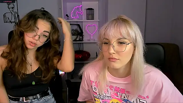 Snapshot of marta_smith chatting on November 7, 2025, 6:40 am marta smith online show from November 7, 2025, 6:40 am