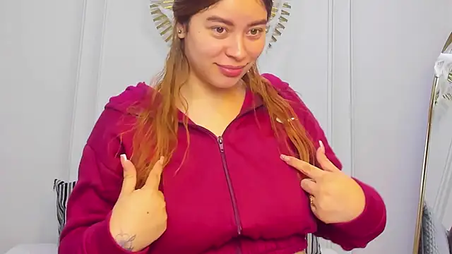 CharlotteBrownn  online show from October 23, 2025, 2:43 am