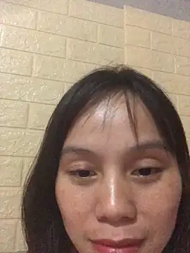 Snapshot of QuingLin chatting on September 18, 2025, 5:49 pm QuingLin online show from September 18, 2025, 5:49 pm