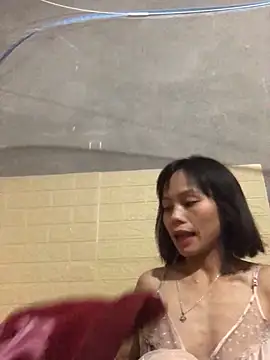 Snapshot of QuingLin chatting on September 28, 2025, 11:44 pm QuingLin online show from September 28, 2025, 11:44 pm