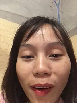 Snapshot of QuingLin chatting on October 18, 2025, 5:09 am QuingLin online show from October 18, 2025, 5:09 am