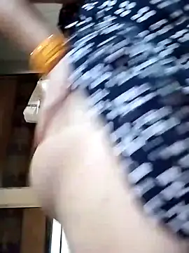 rani8008 online show from October 8, 2025, 6:37 am