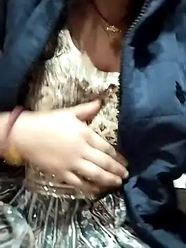 rani8008 online show from January 14, 2026, 10:41 am