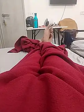 themasklover online show from April 20, 2026, 4:19 pm