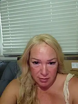 Sugarloveless online show from September 28, 2025, 12:17 am