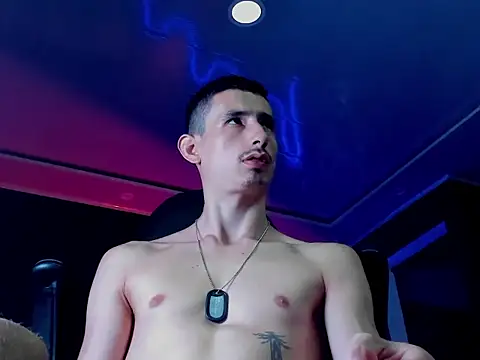 Damartinez27 online show from September 26, 2025, 11:17 am