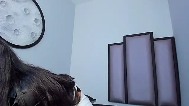 Lucy-23 online show from October 24, 2025, 4:22 am