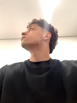 Snapshot of afos_ chatting on October 29, 2025, 4:55 am afos  online show from October 29, 2025, 4:55 am