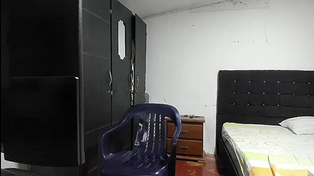 Ryan xc1 online show from October 24, 2025, 2:54 am