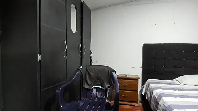 Ryan xc1 online show from March 11, 2026, 3:33 am