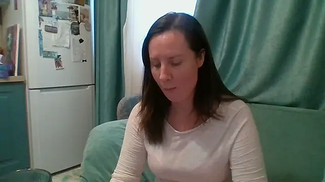 Snapshot of ALICAINWONDERLAND chatting on November 7, 2025, 10:53 am ALICAINWONDERLAND online show from November 7, 2025, 10:53 am