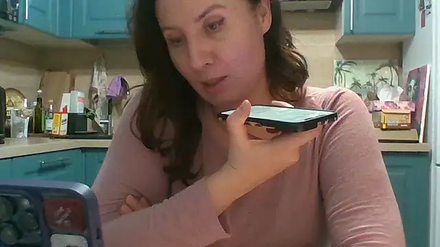 Snapshot of ALICAINWONDERLAND chatting on December 15, 2025, 8:14 pm ALICAINWONDERLAND online show from December 15, 2025, 8:14 pm