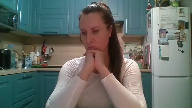 ALICAINWONDERLAND online show from February 22, 2026, 5:03 pm