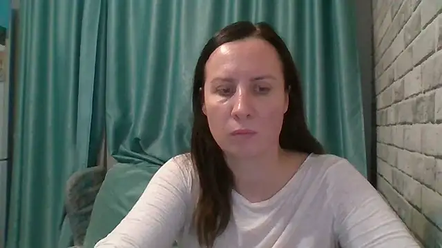 Snapshot of ALICAINWONDERLAND chatting on November 22, 2025, 8:18 pm ALICAINWONDERLAND online show from November 22, 2025, 8:18 pm