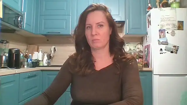 ALICAINWONDERLAND online show from March 26, 2026, 6:06 pm