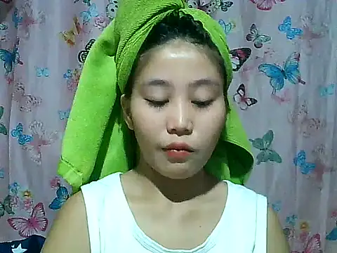 Snapshot of SexyAsianPussy4u chatting on July 1, 2026, 2:12 am SexyAsianPussy4u online show from July 1, 2026, 2:12 am
