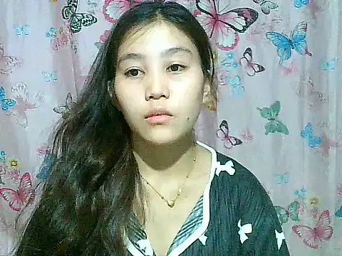 Snapshot of SexyAsianPussy4u chatting on August 1, 2026, 12:19 am SexyAsianPussy4u online show from August 1, 2026, 12:19 am