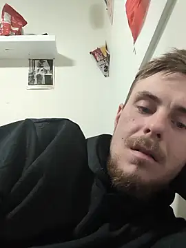 Snapshot of youngblondetwink chatting on December 2, 2025, 10:39 am youngblondetwink online show from December 2, 2025, 10:39 am