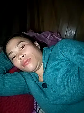 CoMay003 online show from February 5, 2026, 12:17 am