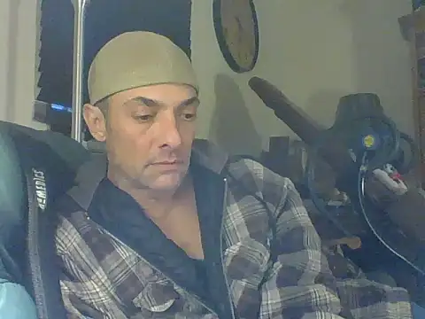 dicinyou80 online show from November 12, 2025, 12:20 pm