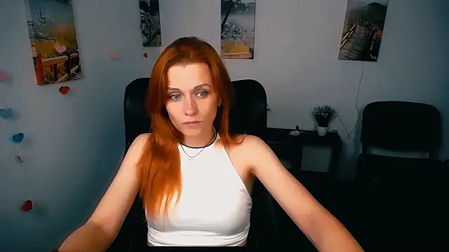 Snapshot of PeppyMia chatting on December 3, 2025, 6:47 am PeppyMia online show from December 3, 2025, 6:47 am