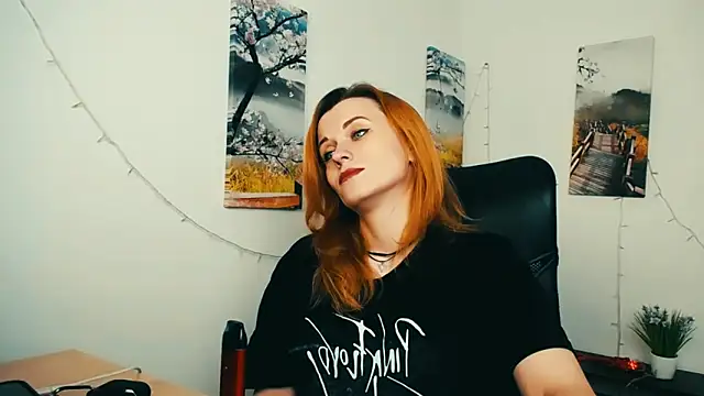 PeppyMia online show from May 24, 2026, 5:29 am
