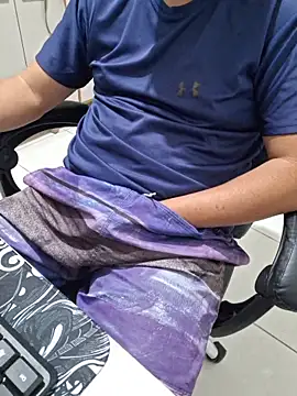 Carloskasado online show from March 7, 2026, 3:35 am