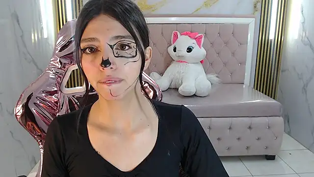 alehp rose s online show from October 8, 2025, 1:23 pm