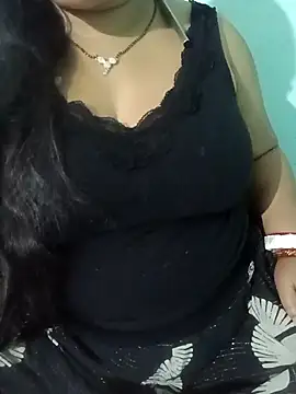 Snapshot of Anjali-bhabhi chatting on April 15, 2026, 7:29 pm Anjali-bhabhi online show from April 15, 2026, 7:29 pm