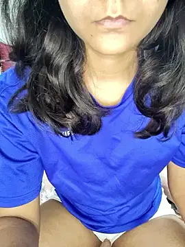 tanisha-2005 online show from December 17, 2025, 11:54 pm