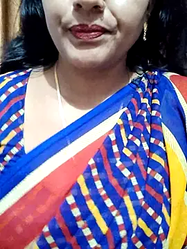 Snapshot of spicysuhana chatting on November 22, 2025, 8:02 am spicysuhana online show from November 22, 2025, 8:02 am