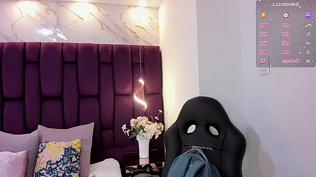 Snapshot of cloe_spencerr chatting on November 20, 2025, 5:13 pm cloe spencerr online show from November 20, 2025, 5:13 pm