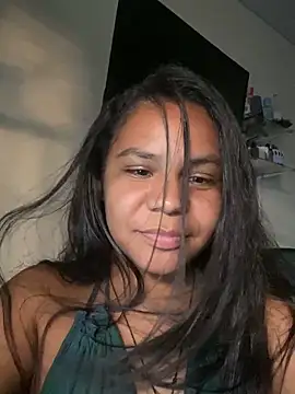 Snapshot of AfricaMart chatting on October 3, 2025, 10:22 pm AfricaMart online show from October 3, 2025, 10:22 pm