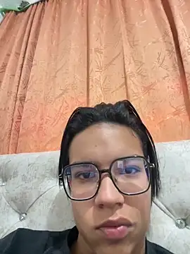 Snapshot of diegoand0911 chatting on May 9, 2026, 3:48 pm diegoand0911 online show from May 9, 2026, 3:48 pm
