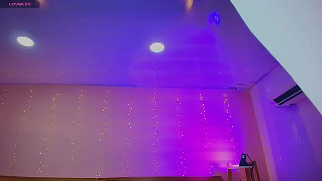 Snapshot of ambar_lover chatting on November 24, 2025, 7:36 pm ambar lover online show from November 24, 2025, 7:36 pm