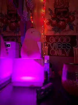 goddessmissmia online show from January 8, 2026, 11:00 pm