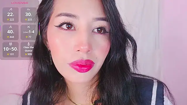 Snapshot of Miss_Charlottet chatting on April 29, 2026, 8:59 pm Miss Charlottet online show from April 29, 2026, 8:59 pm