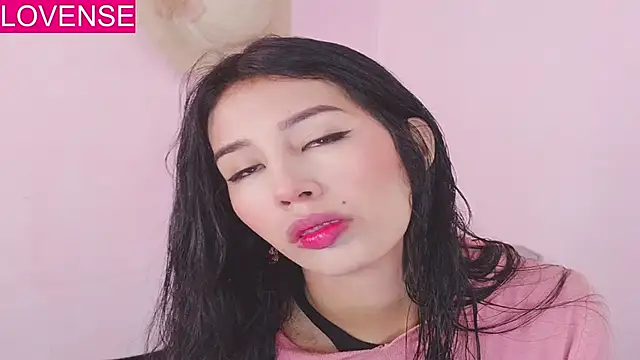 Snapshot of Miss_Charlottet chatting on May 5, 2026, 2:20 pm Miss Charlottet online show from May 5, 2026, 2:20 pm