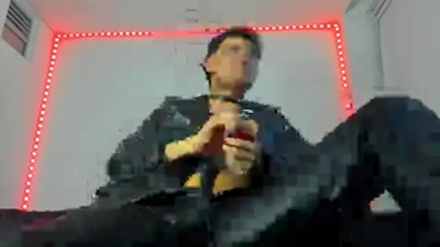 Alexxx savage online show from December 18, 2025, 2:27 am