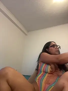 princesaliay online show from April 5, 2026, 12:34 pm