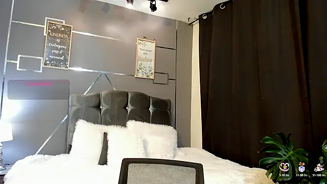 Room 69x online show from November 24, 2025, 3:06 am