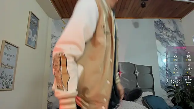 Room 69x online show from February 5, 2026, 4:08 am