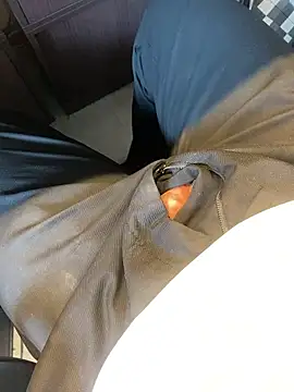 fruitsbebe online show from April 26, 2026, 7:05 am