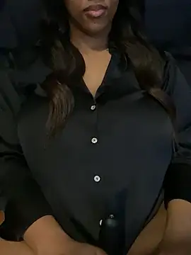 Sipsdoll online show from February 13, 2026, 6:35 am