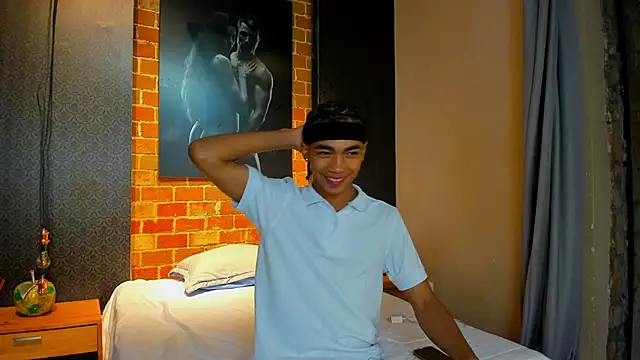 Snapshot of AlanCutee chatting on November 15, 2025, 11:25 am AlanCutee online show from November 15, 2025, 11:25 am